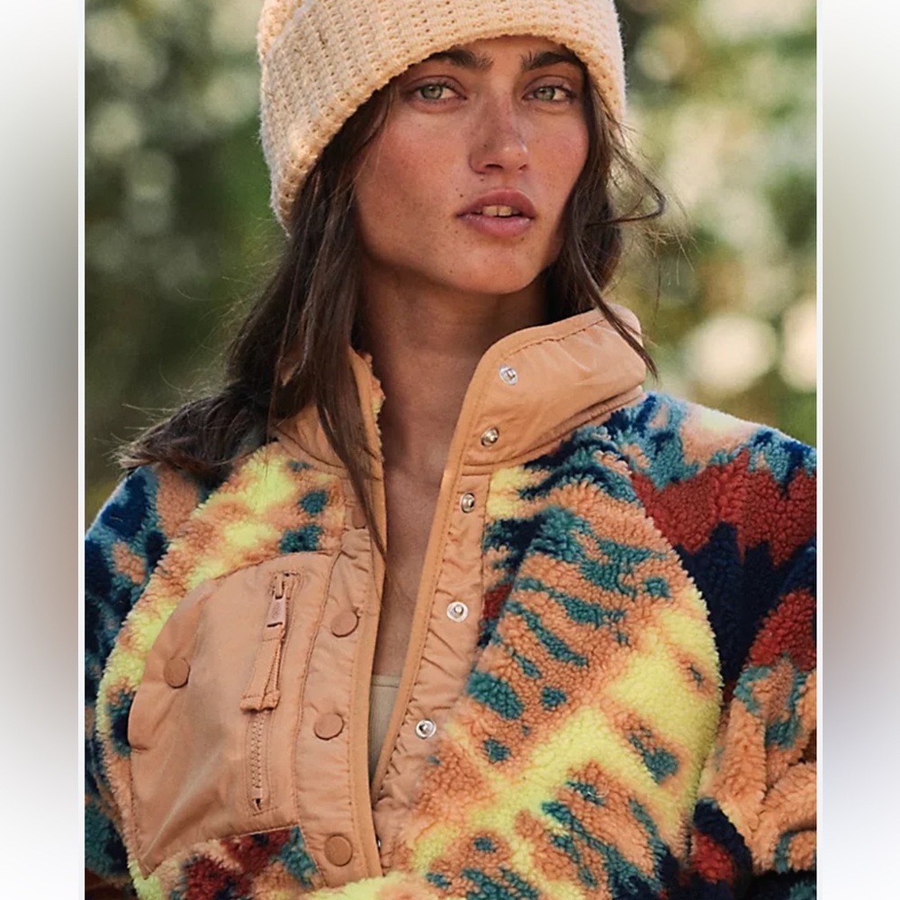 Free people movement hit the slopes printed fleece pullover sweater Medium